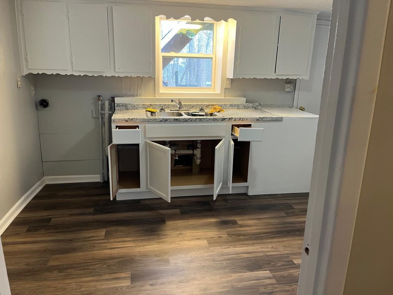 555 Transit Ave #4 - Photo 4 of 19