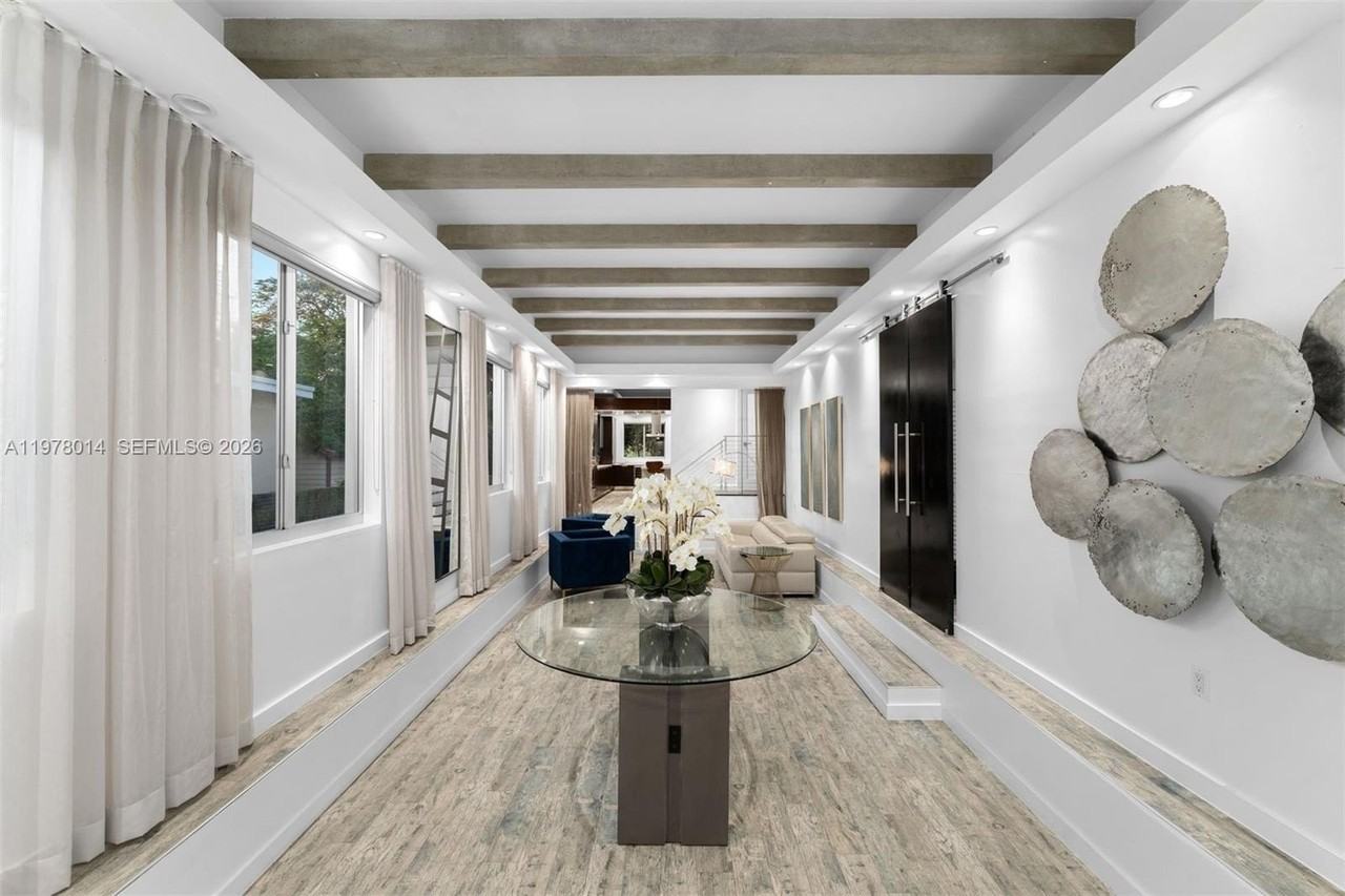 101 Sw 21st Rd - Photo 2 of 43