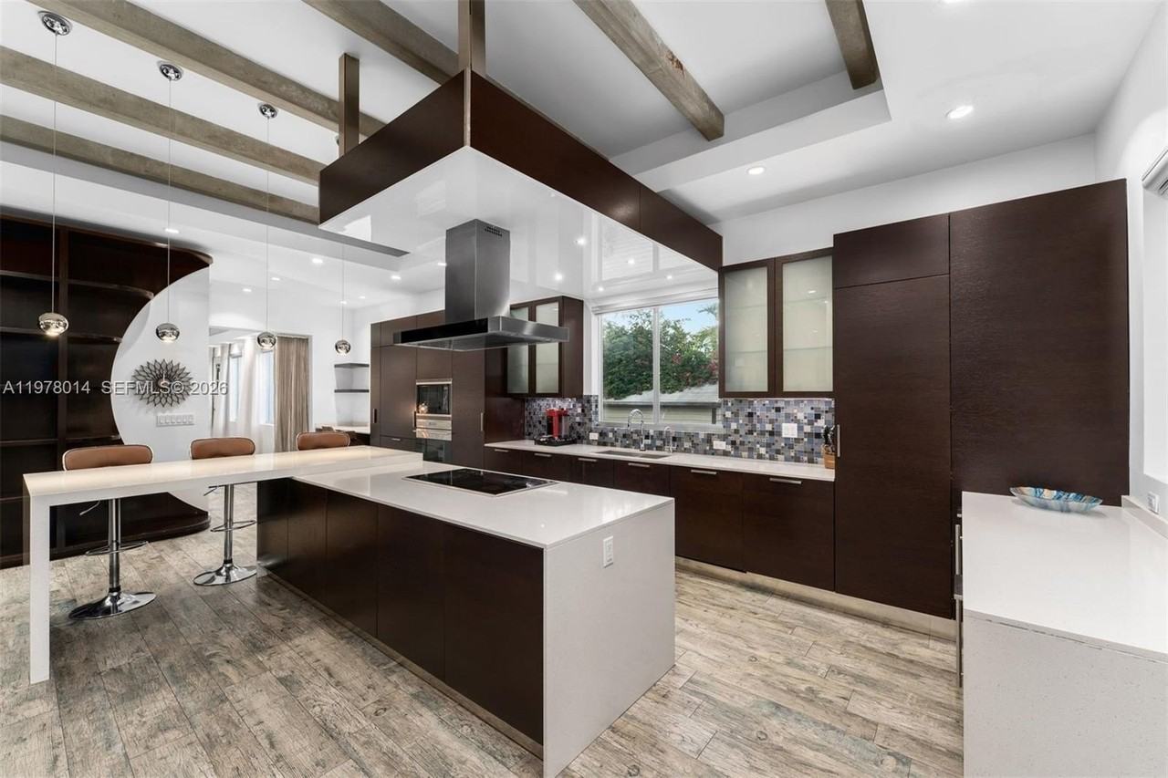 101 Sw 21st Rd - Photo 6 of 43