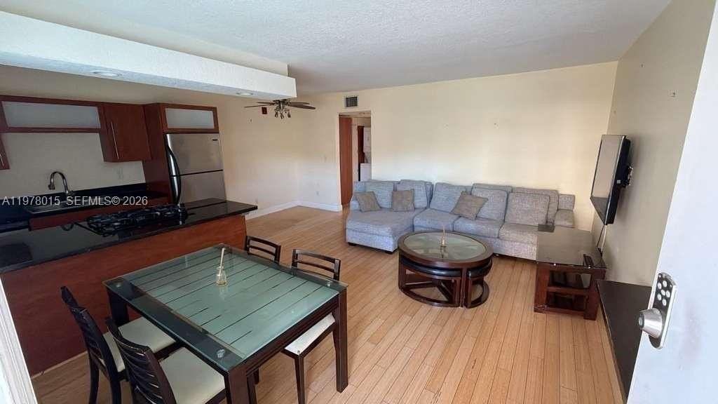 10101 W Bay Harbor Dr #9 - Photo 6 of 7