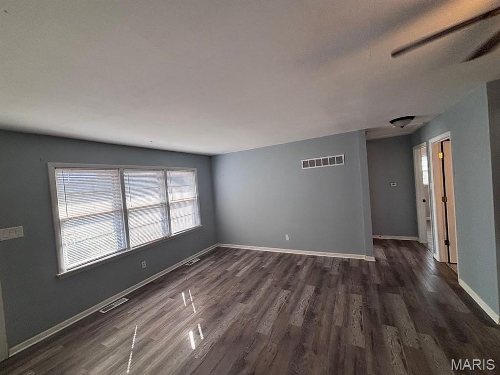 26 Terry Dr #A - Photo 3 of 9