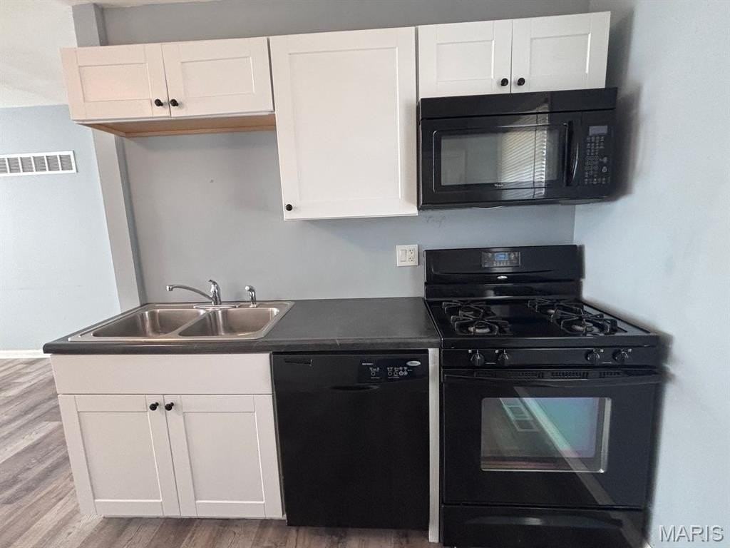 26 Terry Dr #A - Photo 5 of 9