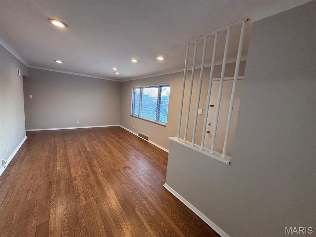 1158 Brightling Dr - Photo 2 of 10