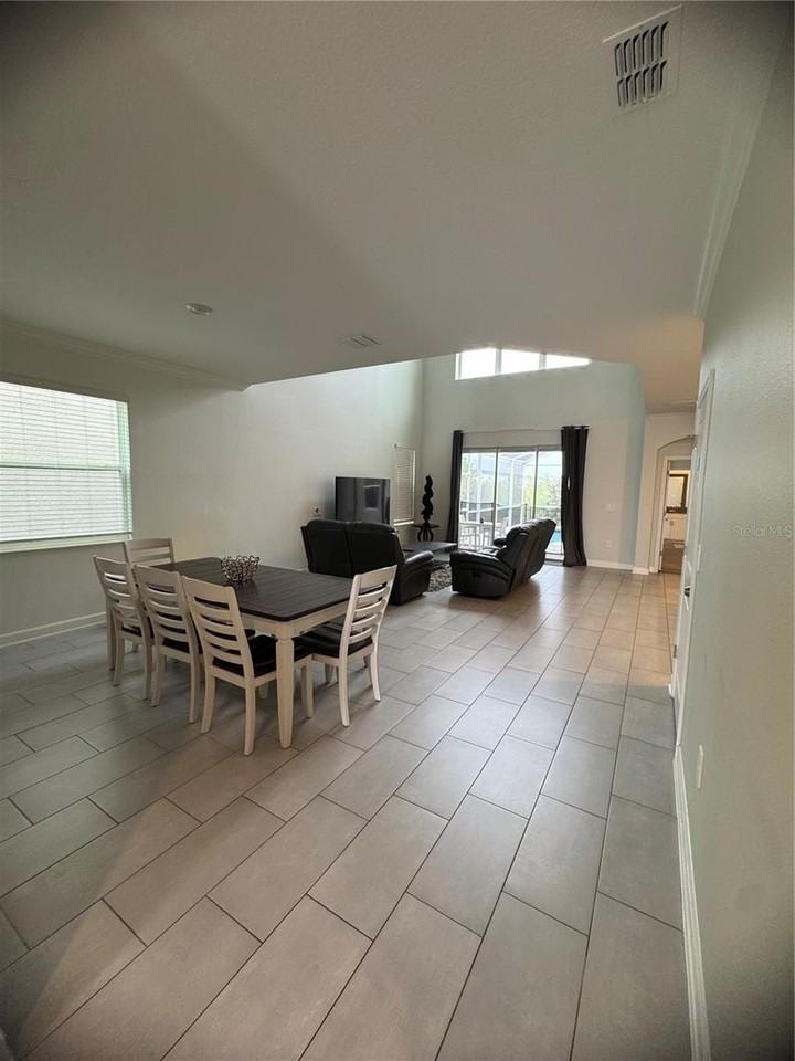 8973 Play Through Dr - Photo 5 of 47