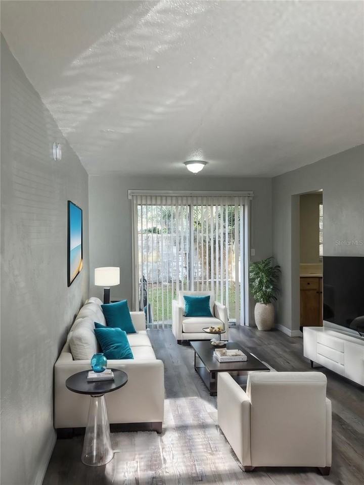 1217 Kennedy Rd #44 - Photo 2 of 14