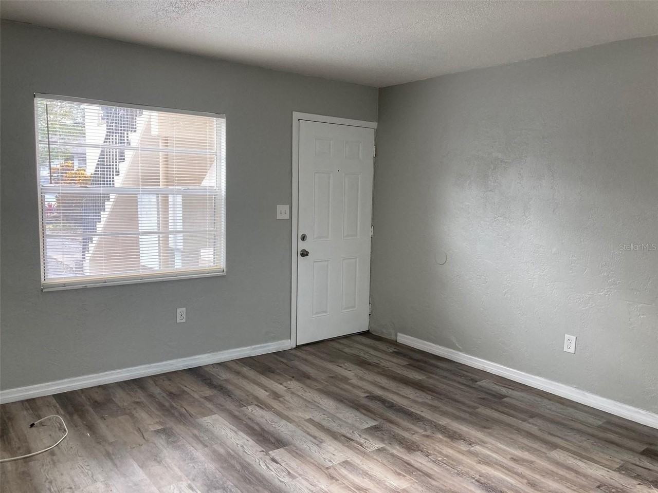 1217 Kennedy Rd #44 - Photo 5 of 14