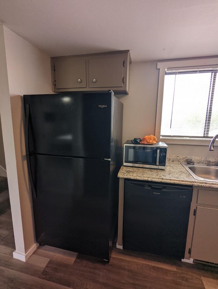 Willow Creek Ct - Photo 3 of 18