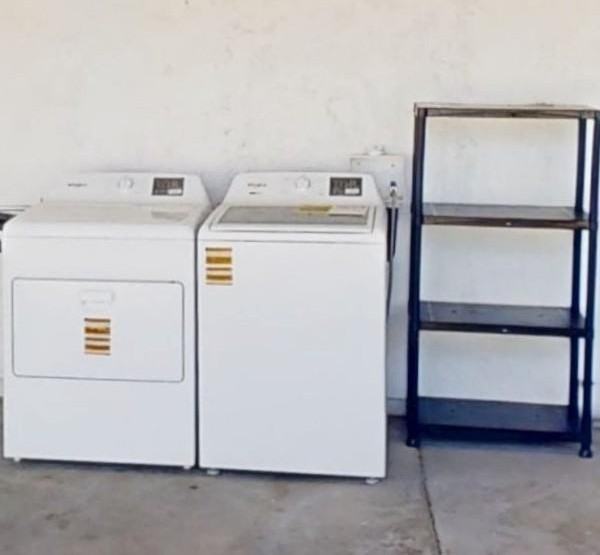 E Gelding Dr - Photo 2 of 22