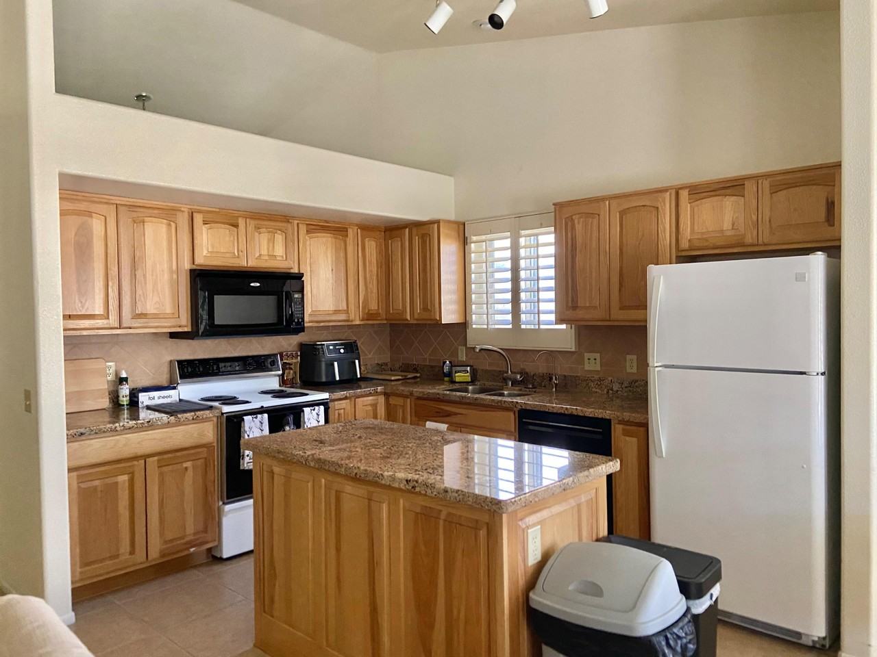 N 79th Dr - Photo 3 of 11