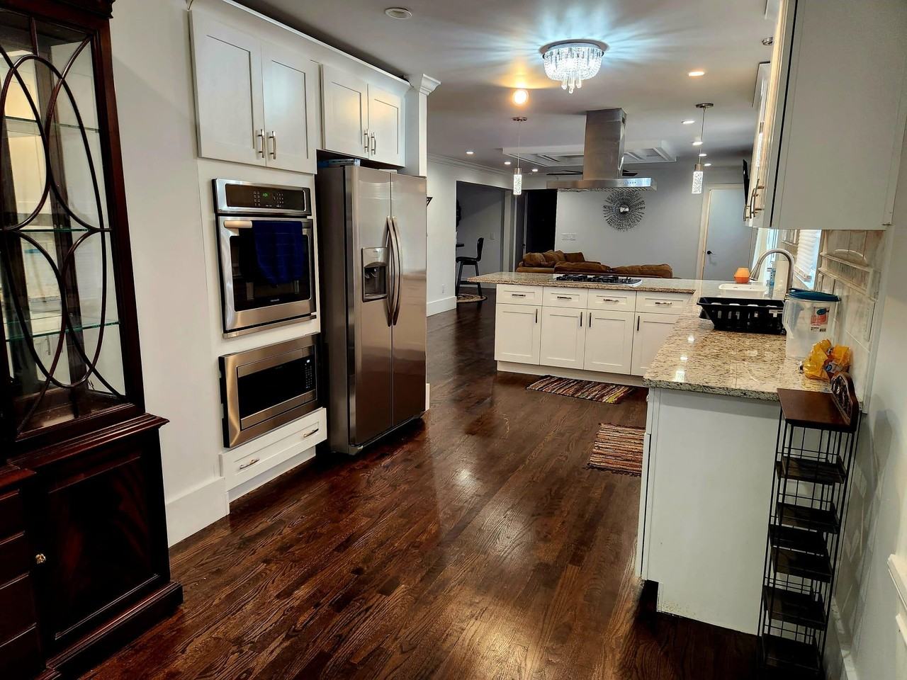 Glenridge Dr - Photo 4 of 22