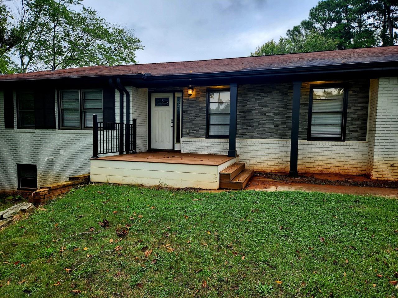 Glenridge Dr - Photo 7 of 22