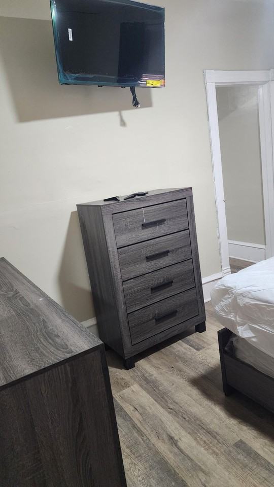 N Marvine St - Photo 7 of 14