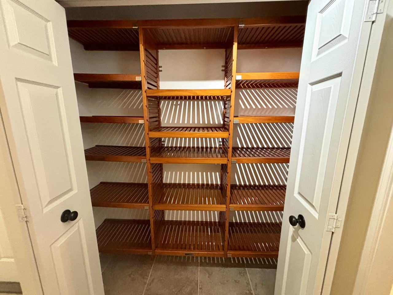 ** TPO** 433 Deerlake Place #1 - Photo 4 of 37