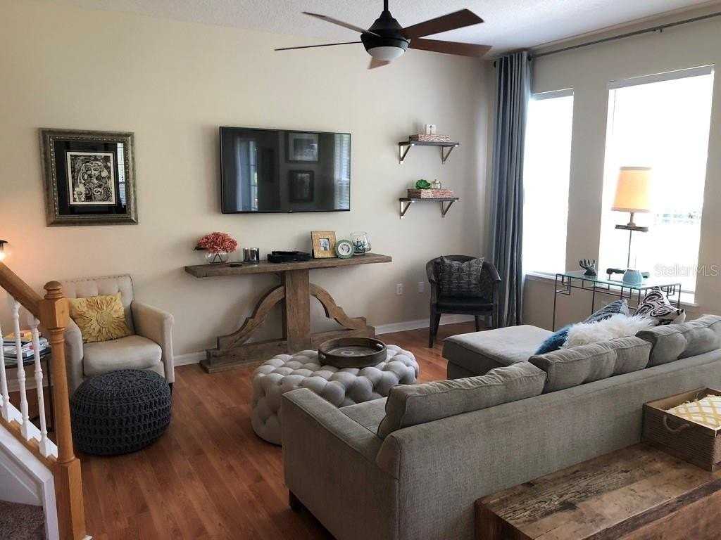 5185 6th Way N - Photo 2 of 11