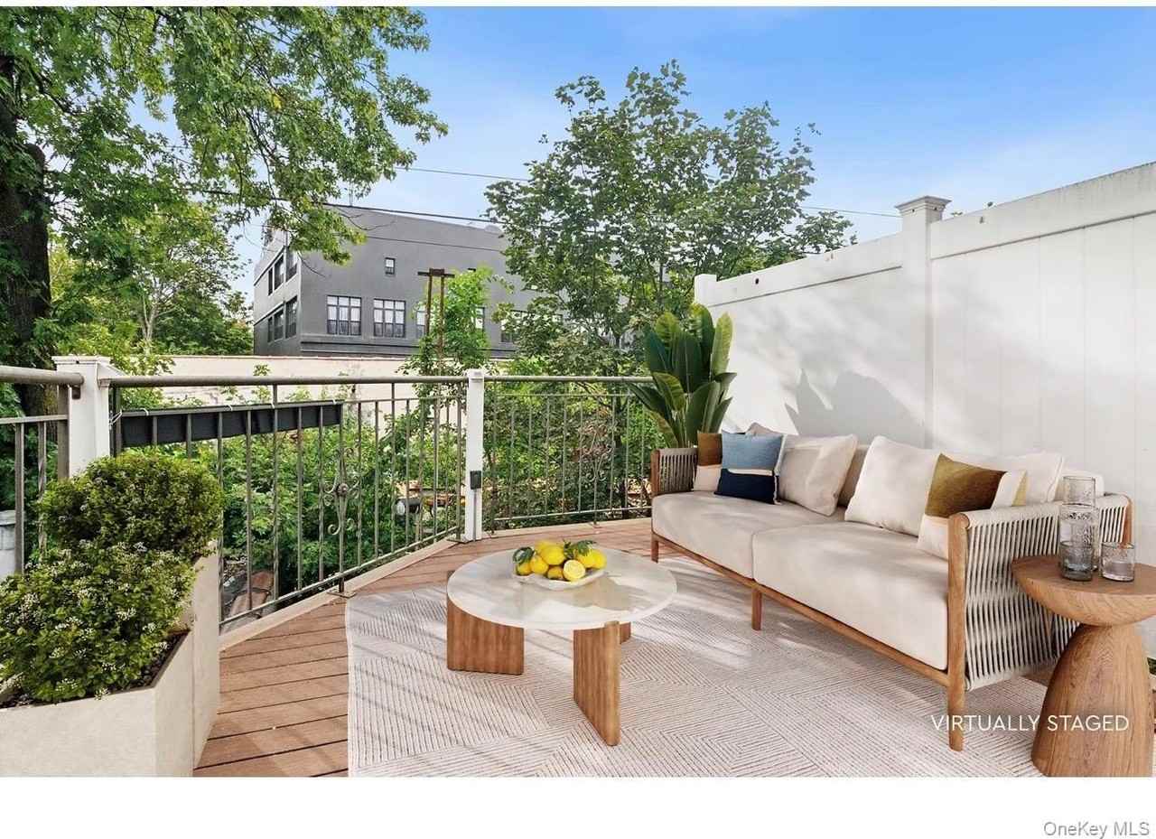 7809 77th Ave Unit 1 #2 - Photo 3 of 11