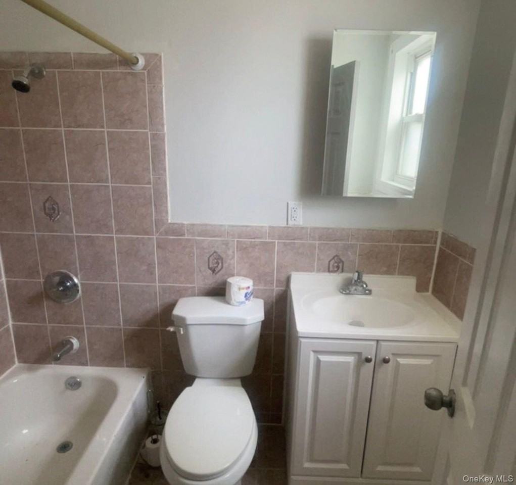 15217 135th Ave - Photo 4 of 5