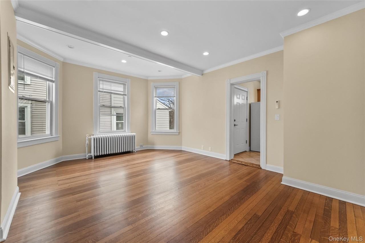 81 N Washington St 1st Fl - Photo 3 of 29