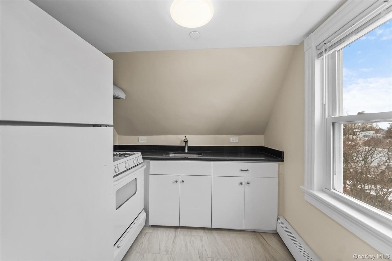 81 N Washington St 3rd Fl - Photo 7 of 20