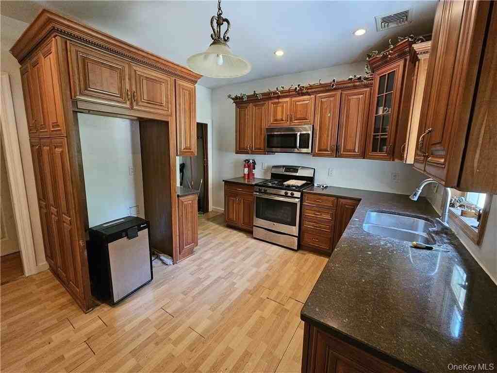 665 State Route 32 - Photo 3 of 25