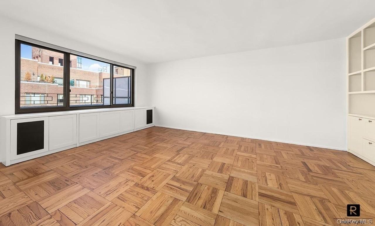 425 E 63rd St Unit W-Phe - Photo 4 of 14