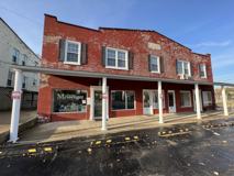 138 Broadway St #B - Photo 1 of 1