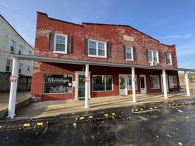 138 Broadway St #B - Photo 1 of 1