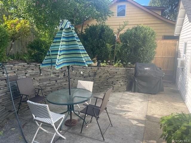 35 Youngs Hill Rd - Photo 3 of 15