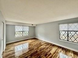 4700 N Main St Apt 3e - Photo 7 of 11