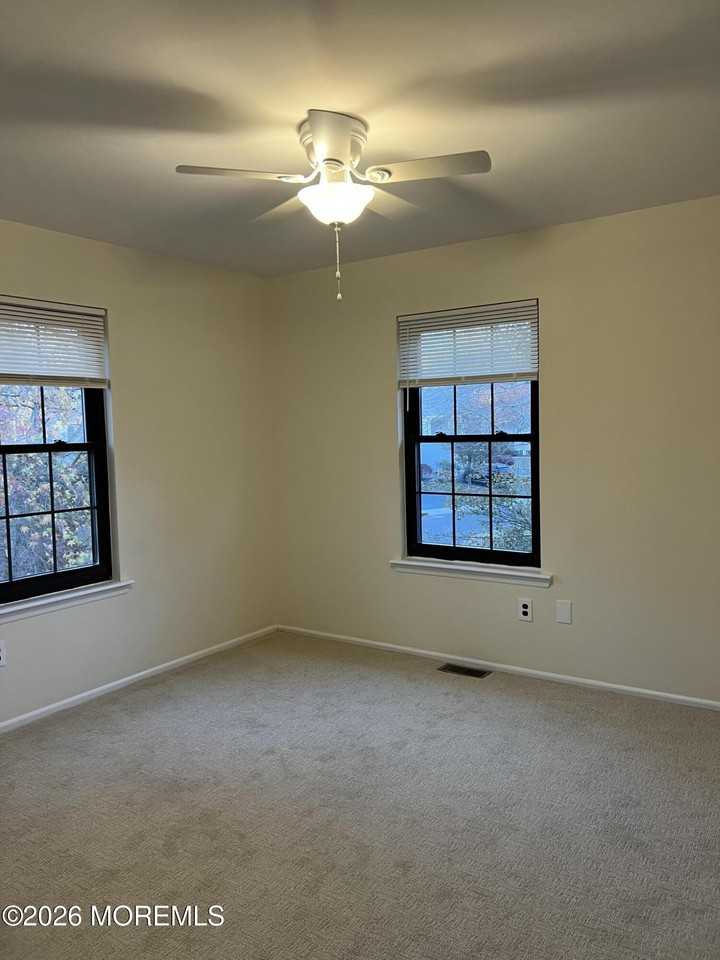 91 Paddock Ct - Photo 6 of 17