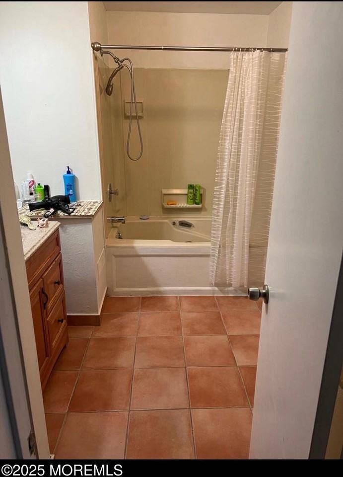 1703 Melville St - Photo 7 of 7