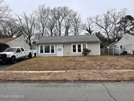 featured image of 24 Anchor Rd