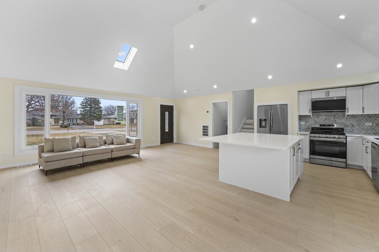 7728 Williams St - Photo 5 of 23