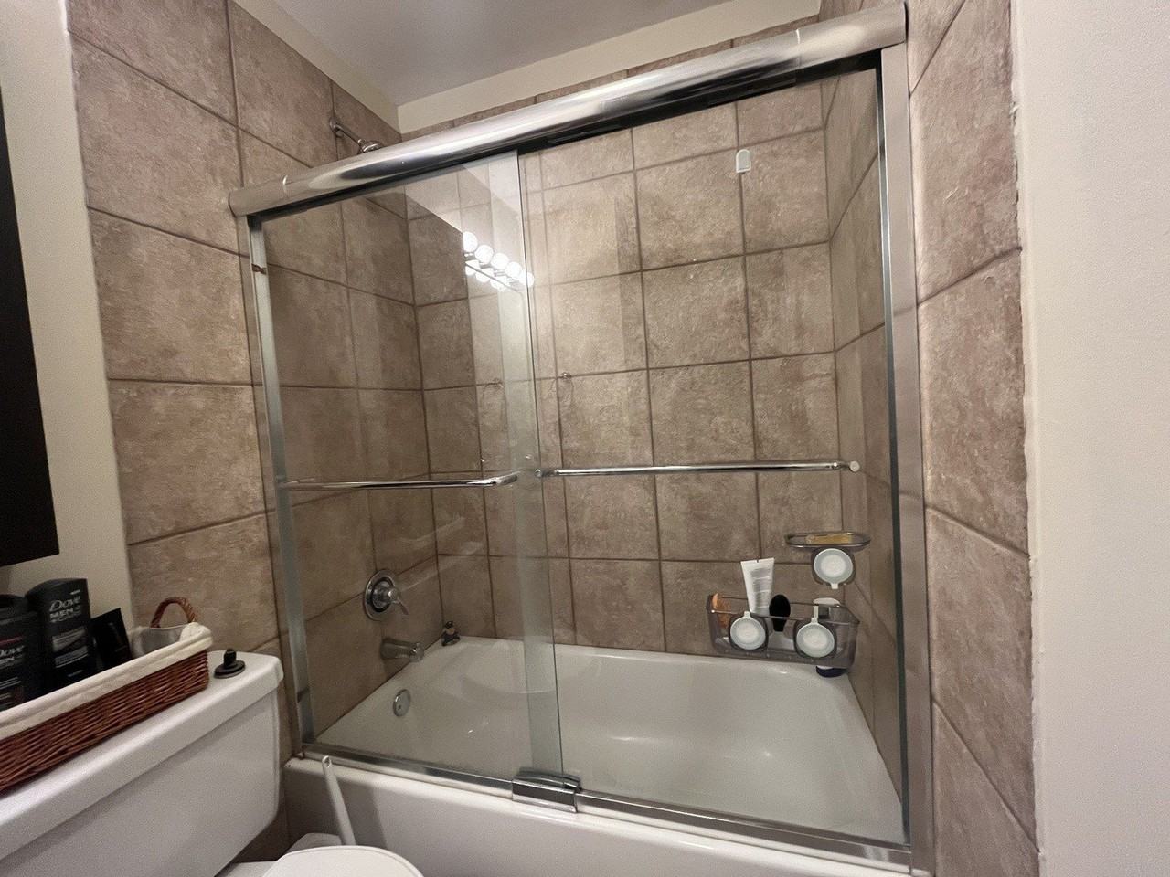 5821 Oakwood Dr Apt F - Photo 5 of 13