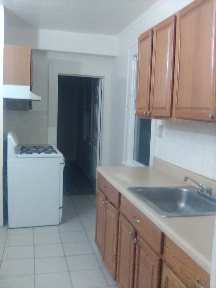 89 Maple Street - Photo 4 of 34