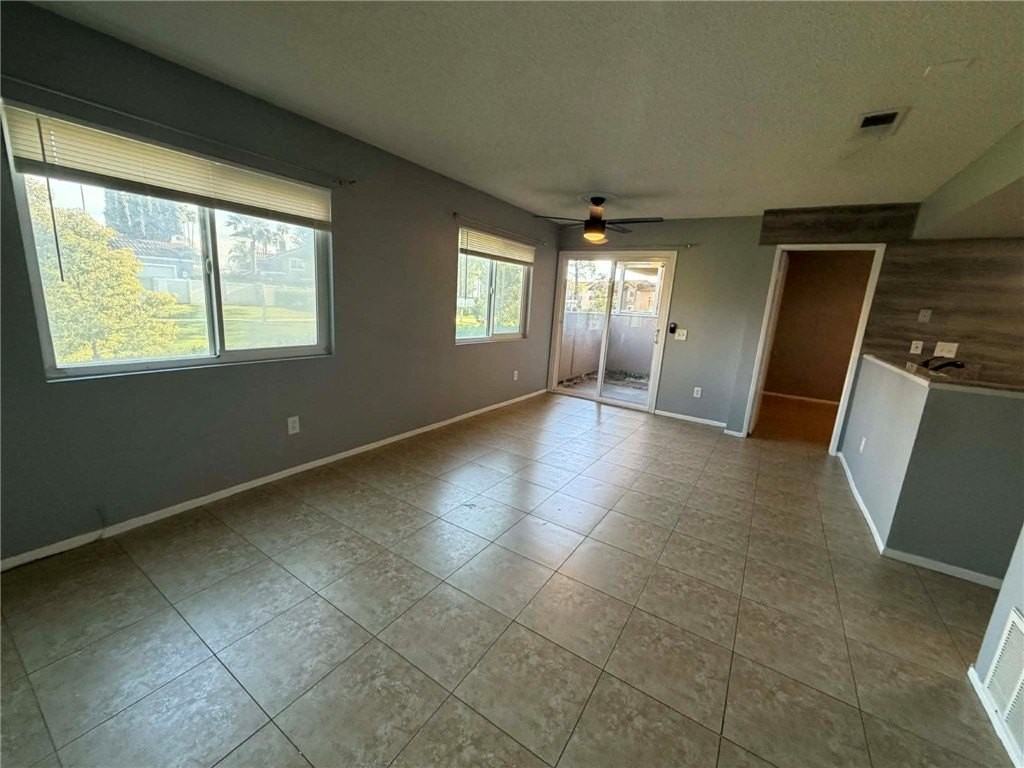 3736 Oak Creek Dr - Photo 2 of 13