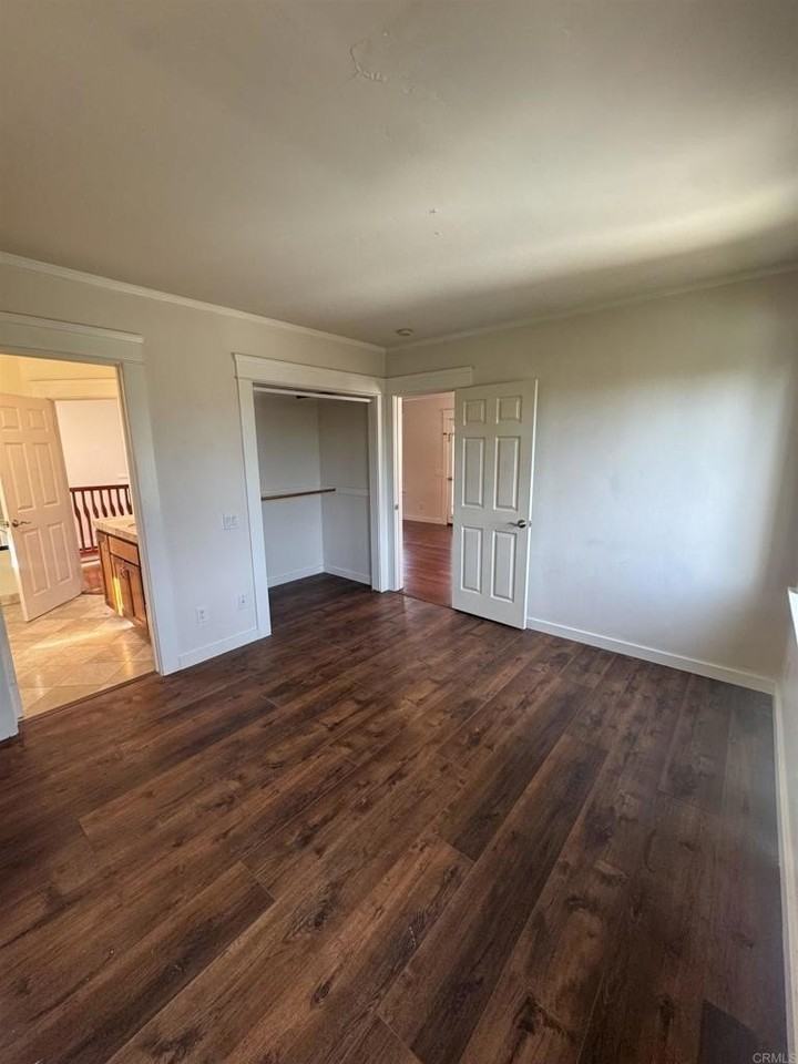 2034 Montgomery Ave - Photo 7 of 17