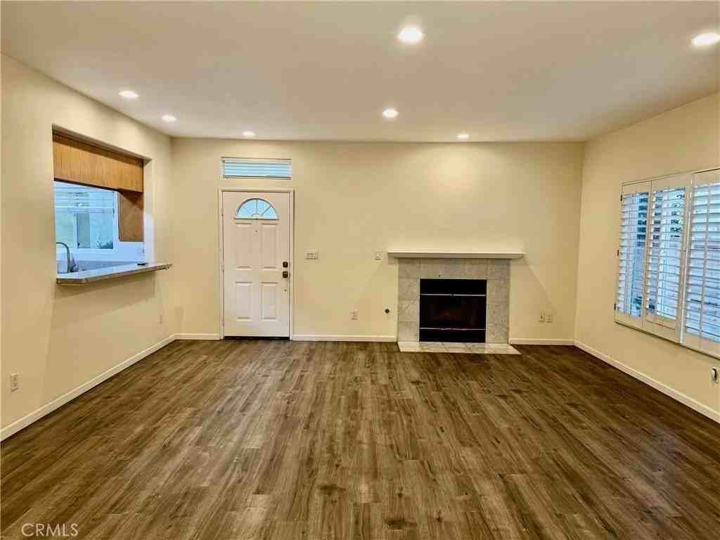 18930 Sherman Way #17 - Photo 4 of 30