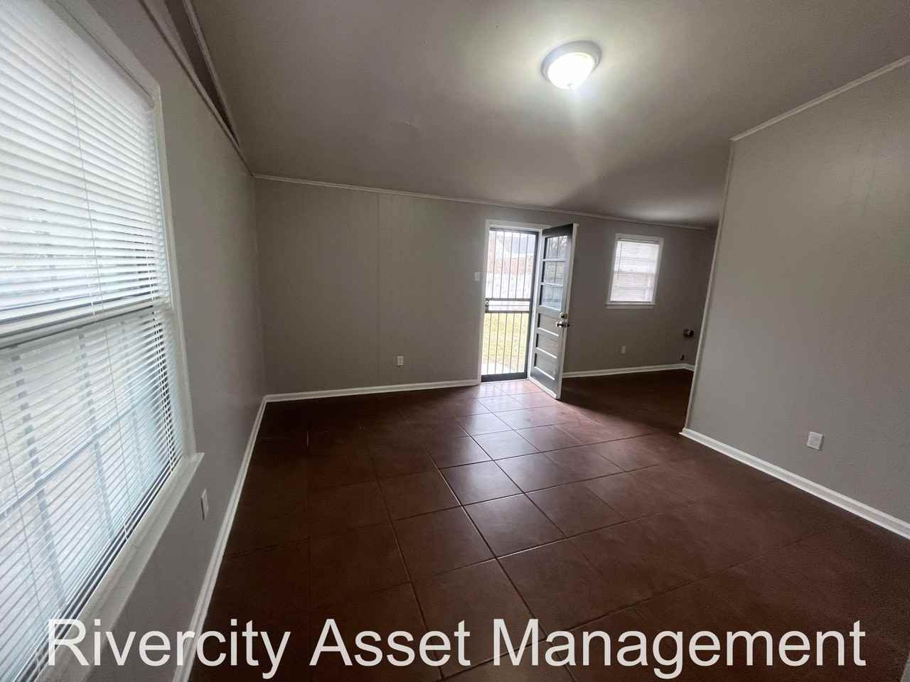 1316 E Raines Rd #1 - Photo 4 of 16