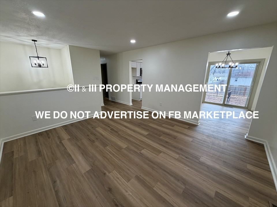 816 S Montclaire Dr #1 - Photo 5 of 18
