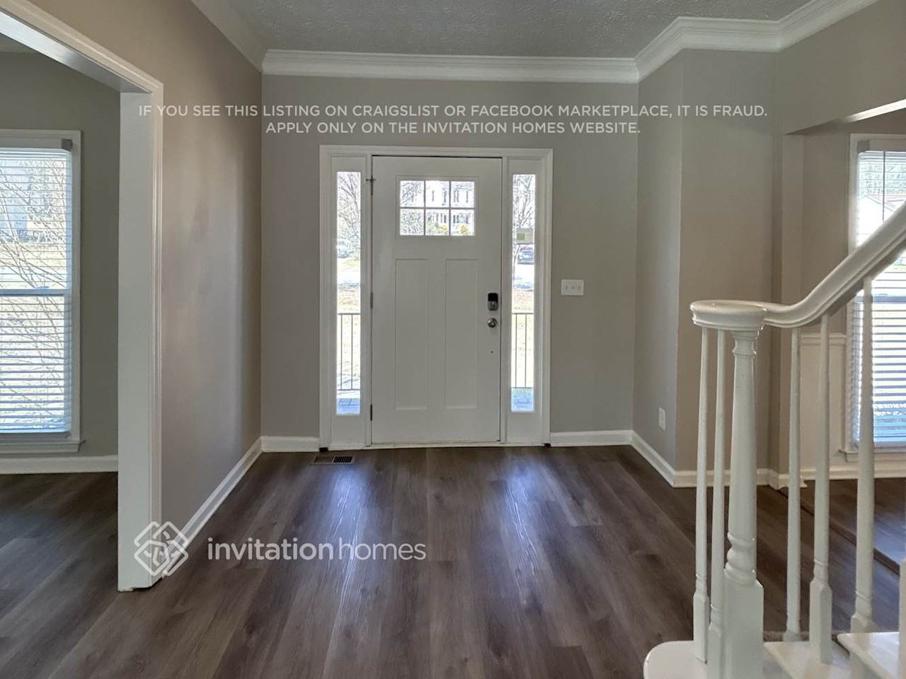 17 Hollow Springs Ln - Photo 2 of 29