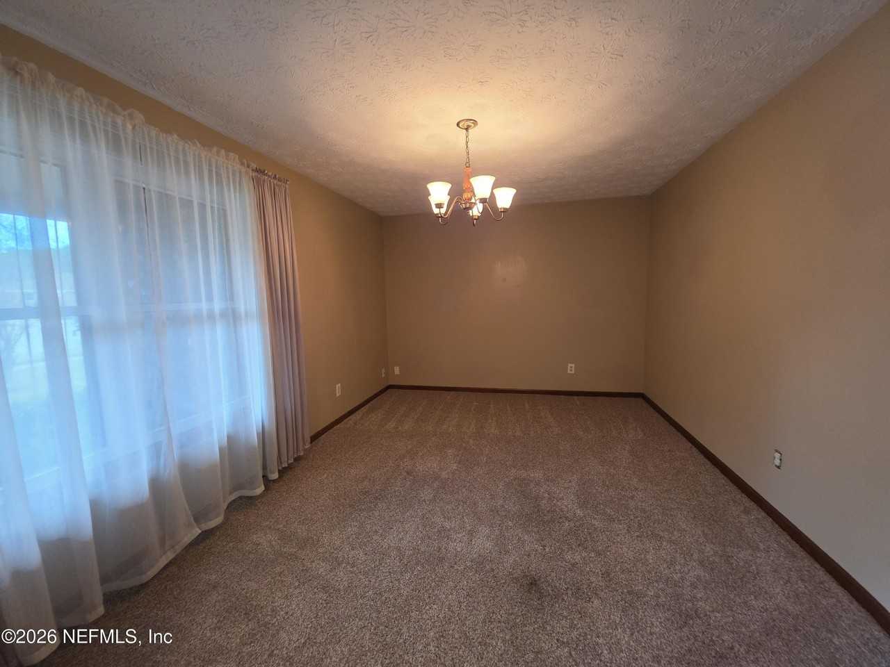 8879 Heavenside Ct - Photo 2 of 17