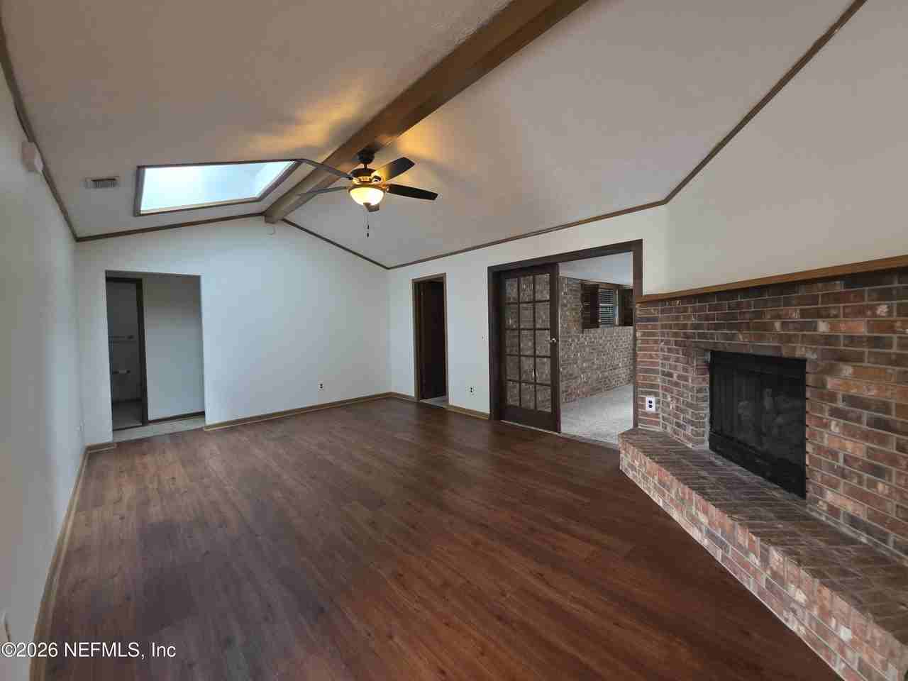 8879 Heavenside Ct - Photo 4 of 17