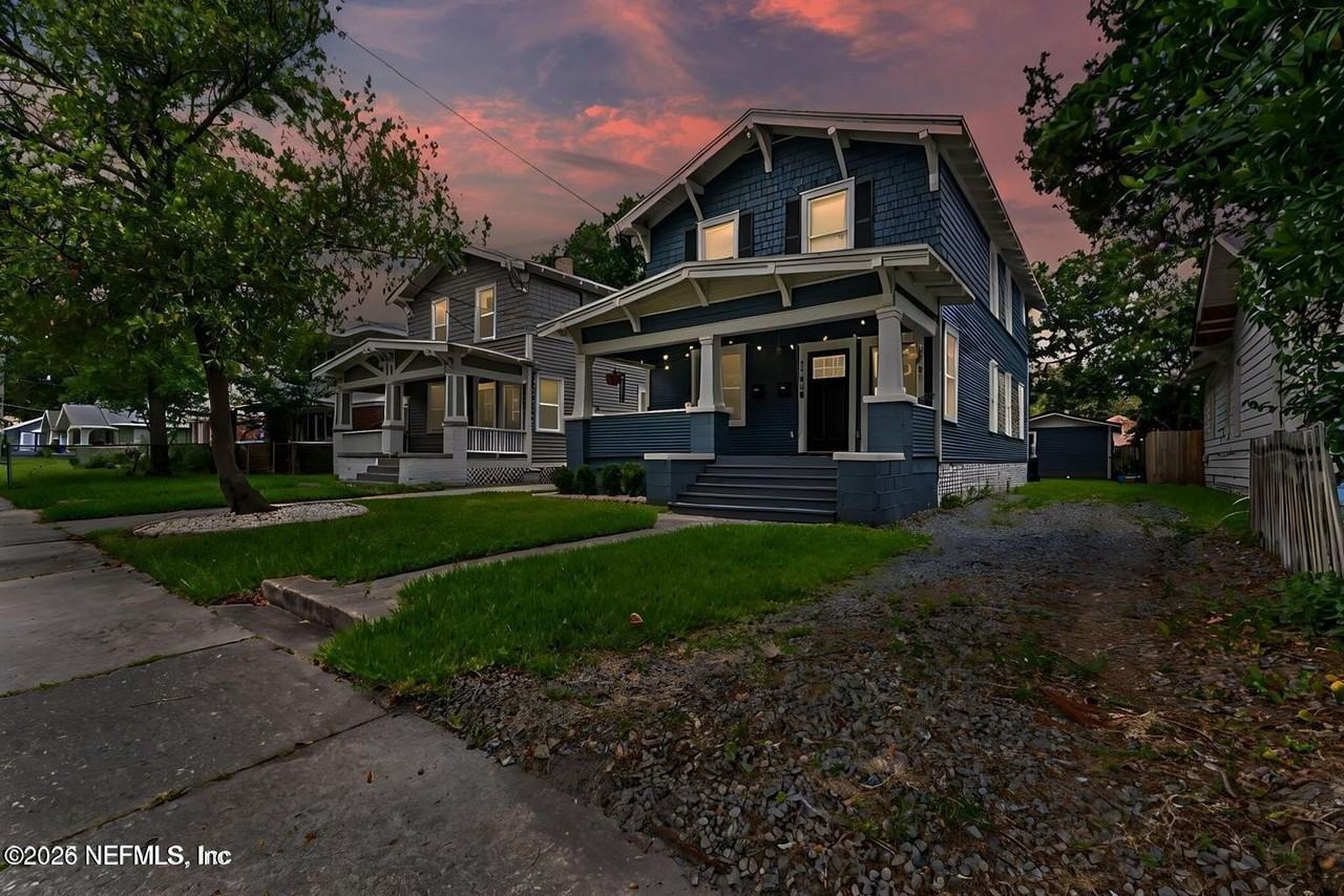 2781 College St - Photo 2 of 15