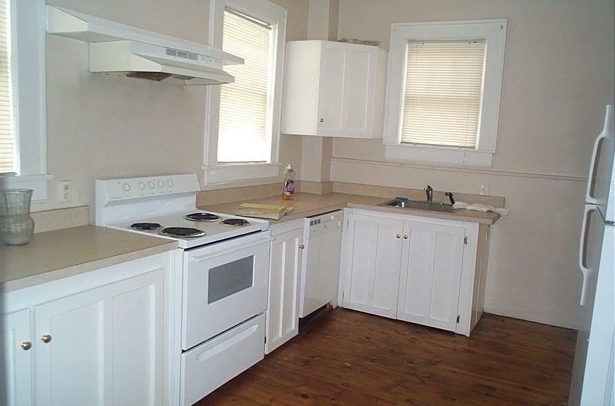 739 Acosta St - Photo 7 of 11