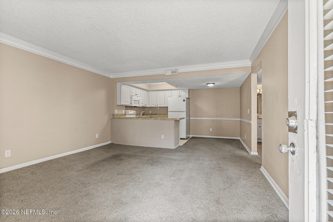 100 Fairway Park Blvd Unit 1805 - Photo 3 of 28