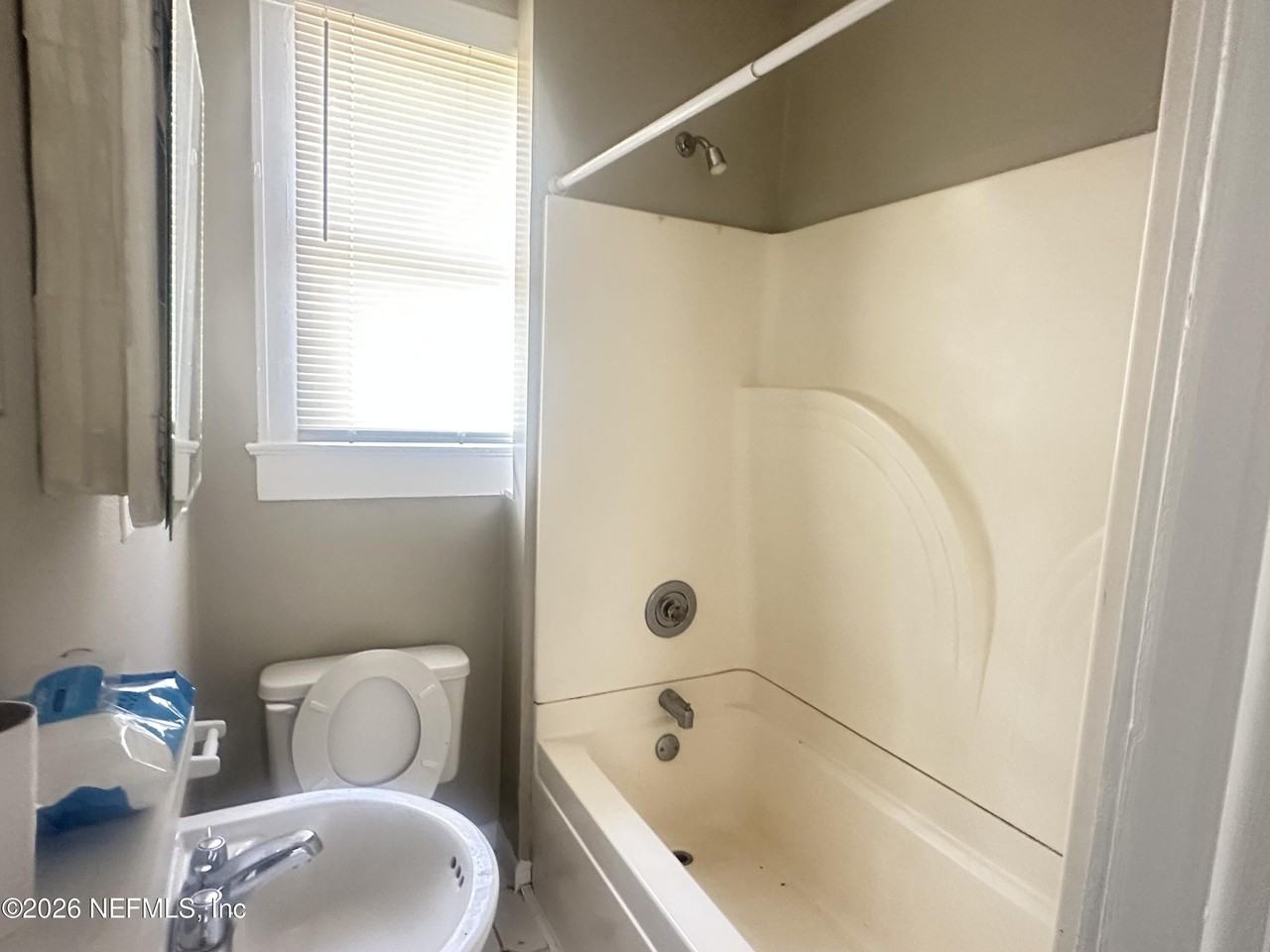 2220 Faws St - Photo 5 of 12