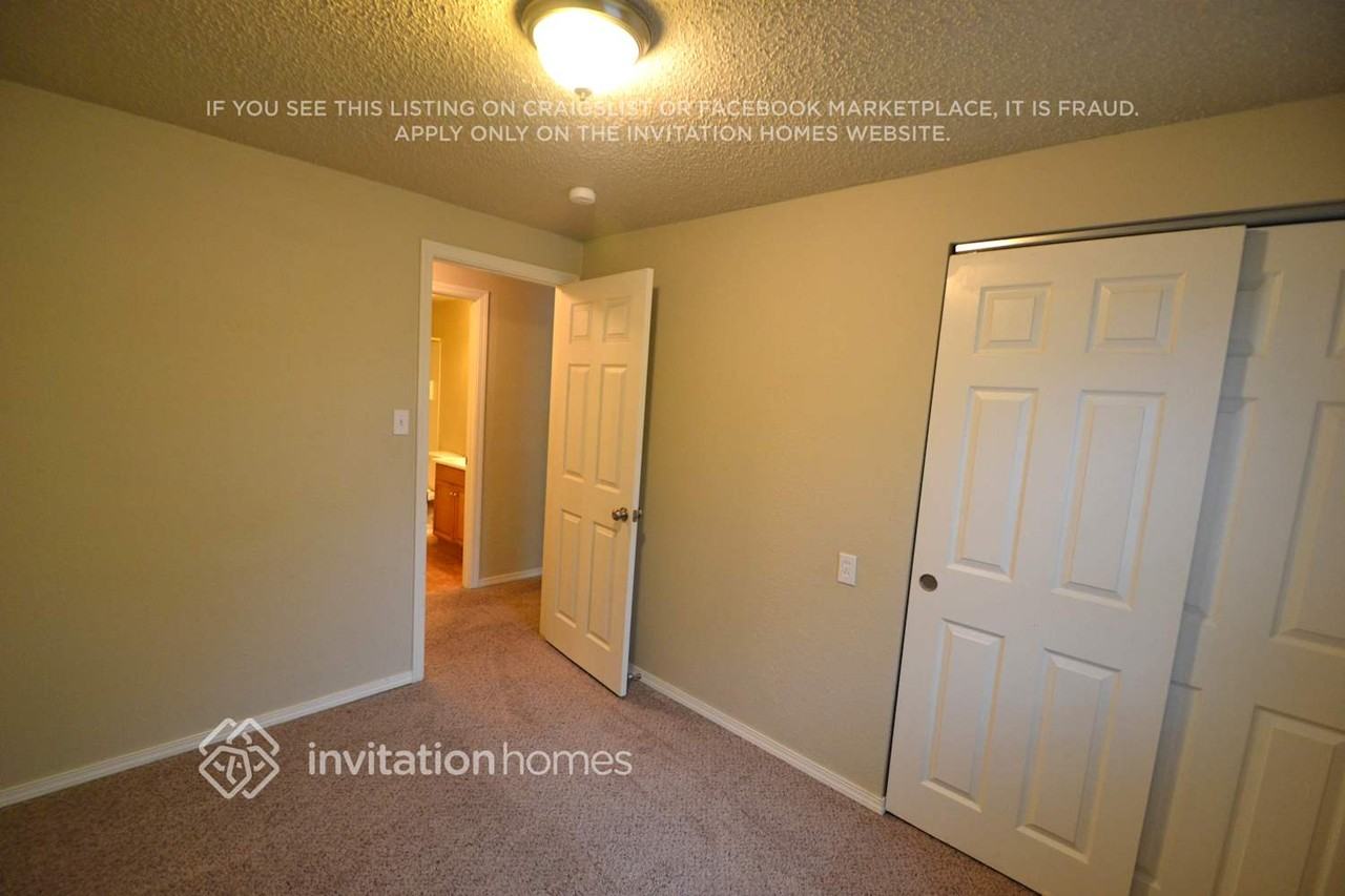 7020 87th St Sw - Photo 7 of 12