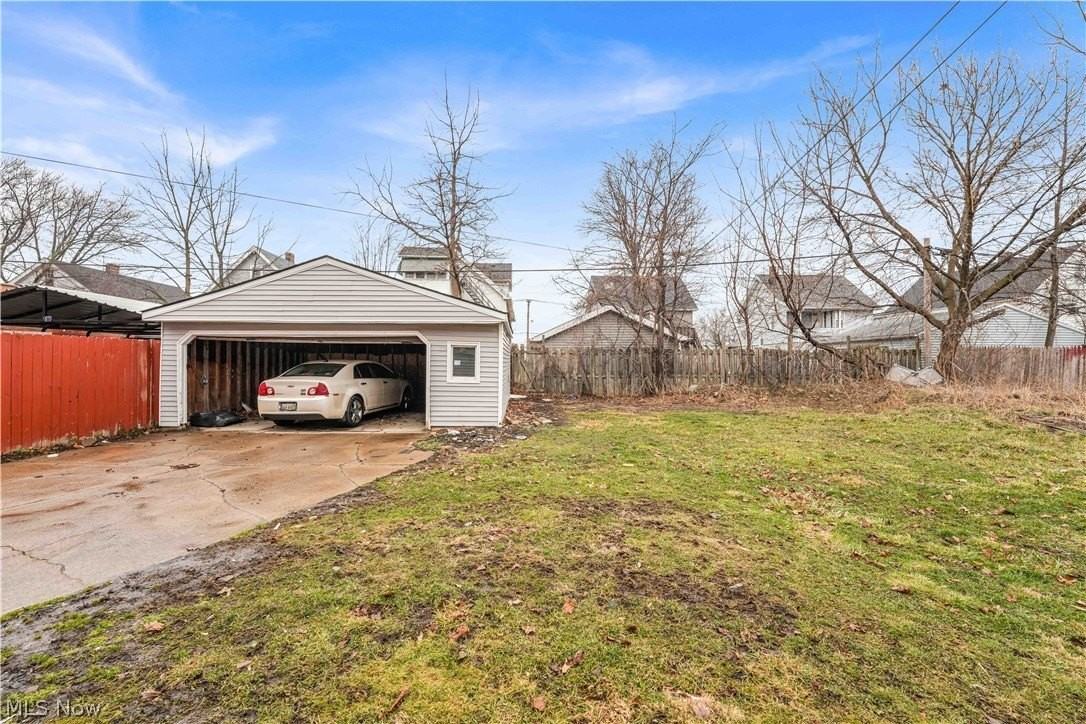 16119 Parkgrove Ave Unit 2 - Photo 3 of 18