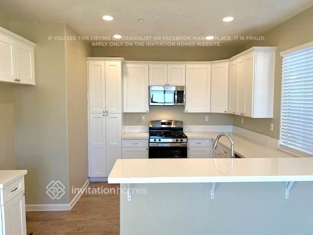 15599 Gulfstream Ave - Photo 3 of 10