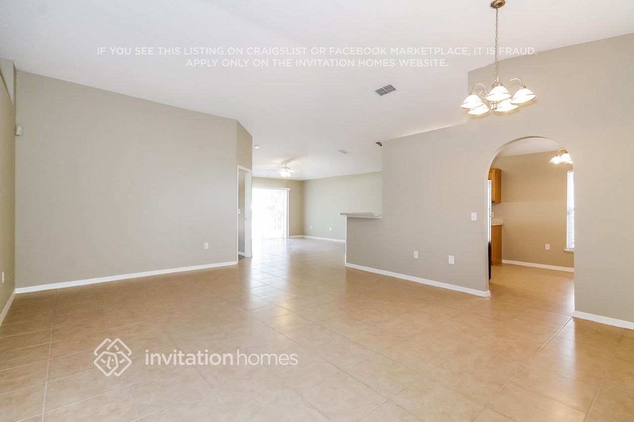 24833 Mary Beth Ct - Photo 3 of 20